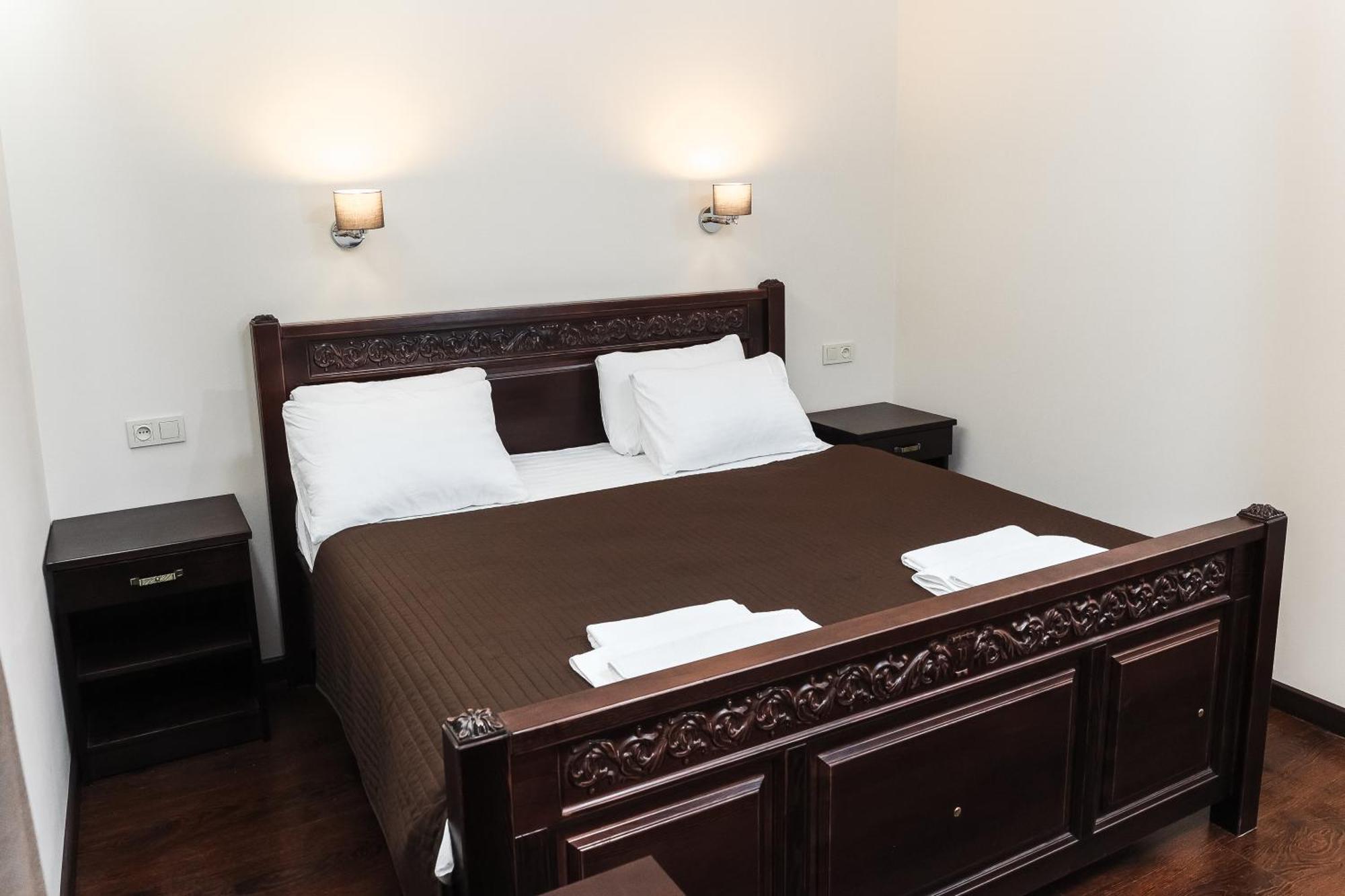 Dvin Hotel Pavlodar Dış mekan fotoğraf