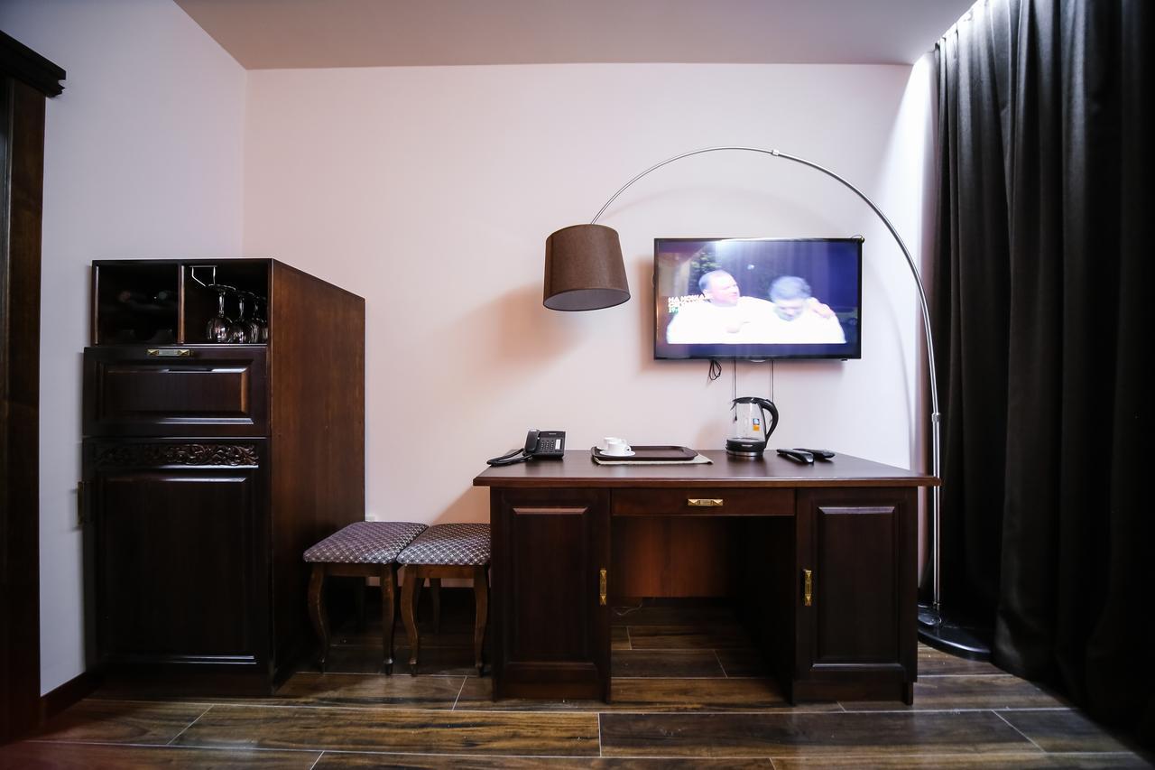 Dvin Hotel Pavlodar Dış mekan fotoğraf