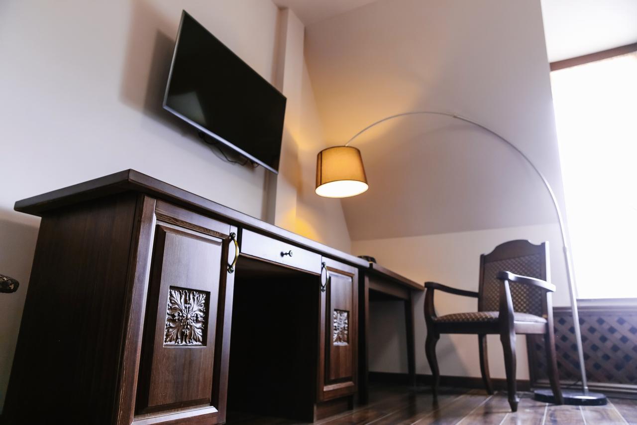 Dvin Hotel Pavlodar Dış mekan fotoğraf